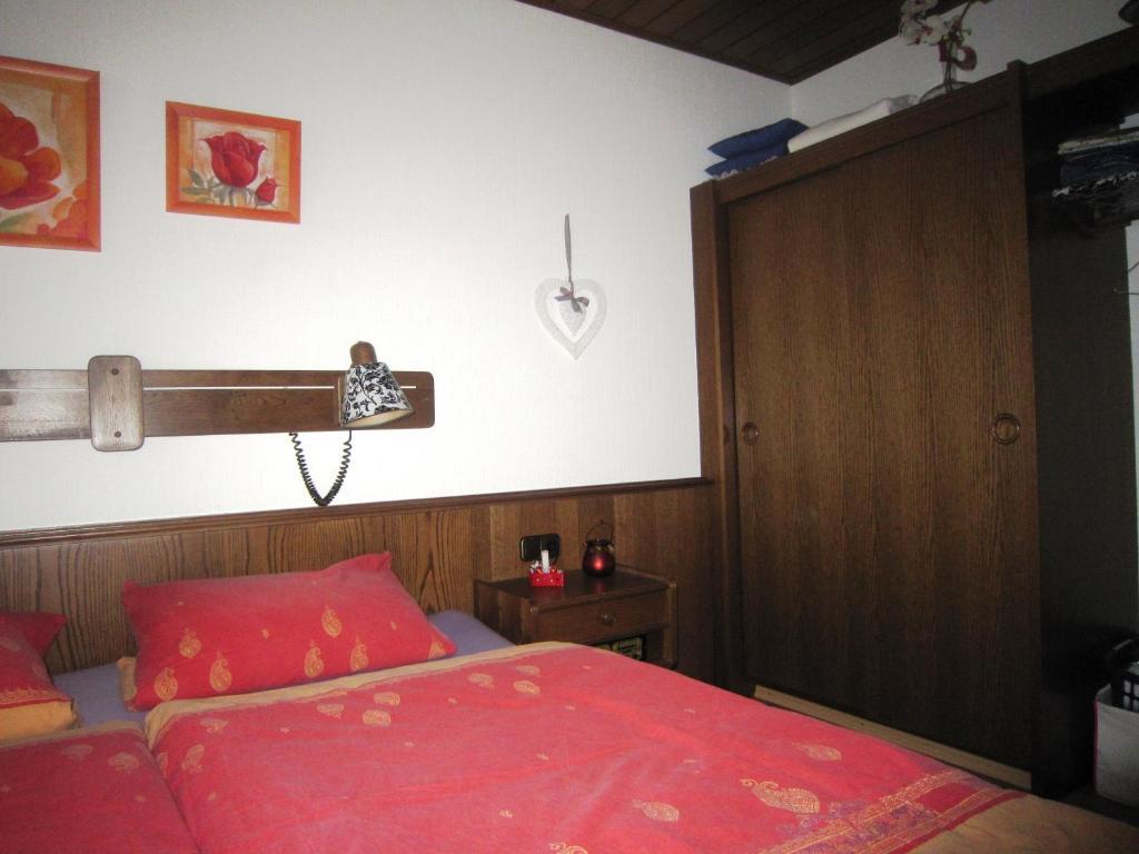 Ferienwohnung Hubertusblick Gerolstein Habitación foto